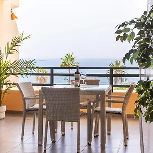 Frontline Penthouse With Heated Pool And Parking Apartment